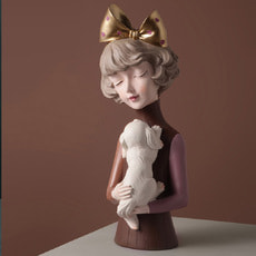 Статуэтка  Девушка 