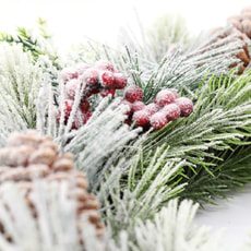 Новогоднее украшениее Венок