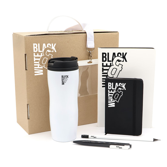 Welcome pack Black & White
