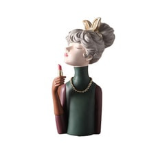 Статуэтка  Девушка 