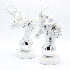 Набор статуэток Слоны на шарах