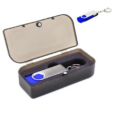 Флешка Twist 32 Гб в футляре